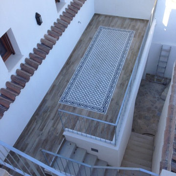 Baldosa hidráulica en exteriores