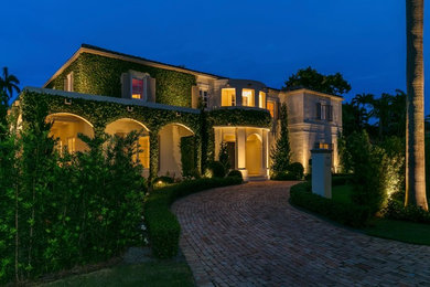 Mid-sized tuscan exterior home photo in Miami