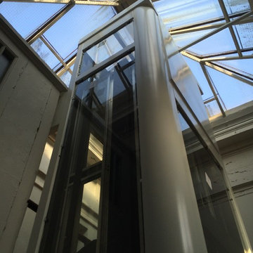 Ascenseur dans immeuble versaillais