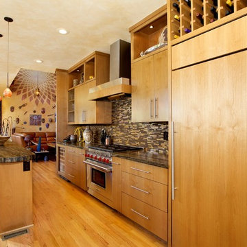 Custom Kitchen Cabinets