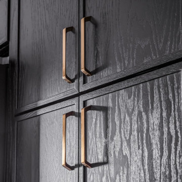 Dark & Moody Cabinets Bring Today’s Design Trends into the Kitchen