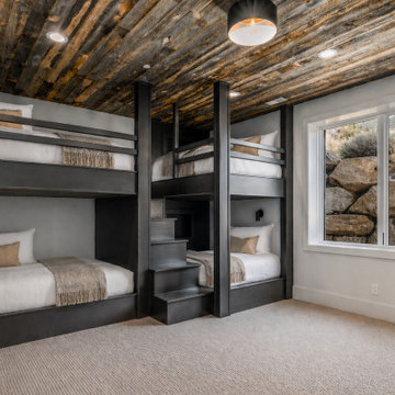 Explorer Peak Retreat
