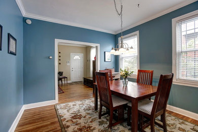 Dining room - traditional dining room idea in DC Metro
