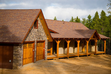 Home design - rustic home design idea in Denver