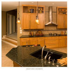 pictures of kitchens with honey oak cabinet and granite