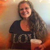 Kimberly Ryder's photo