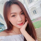 Chloe Huang's photo