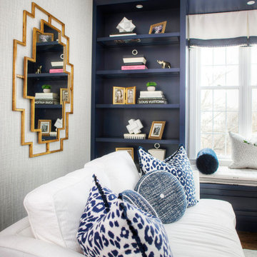 J9 Interior Designs - Bright and Welcoming Familyroom