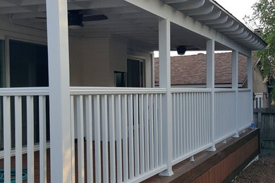 Patio - modern patio idea in San Diego