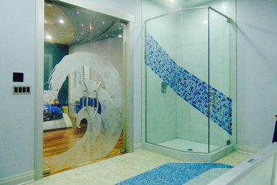Example of a trendy bathroom design in Chicago