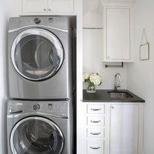 139 Entry and laundry
