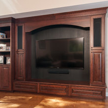 GLAZED CH CHERRY ENTERTAINMENT CENTER