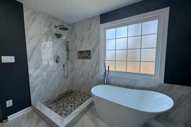 Example of a bathroom design in Atlanta