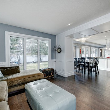 Family room entry into dining area & Kitchen.