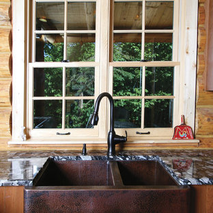 Log Home on Rock Lake