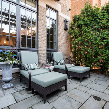 Lakeview Luxury