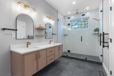 Bathroom photo in Other