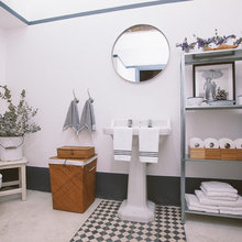 Powder Room - Sno House