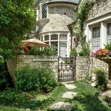 English Cotswold Home in University Park