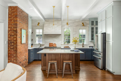 Transitional kitchen photo in Atlanta