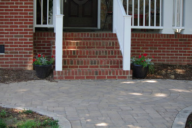 Design ideas for a concrete paver landscaping in Richmond.