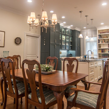 Southern Style Oak Spring House Design