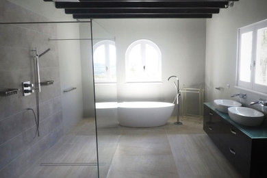 Inspiration for a mediterranean bathroom in London.