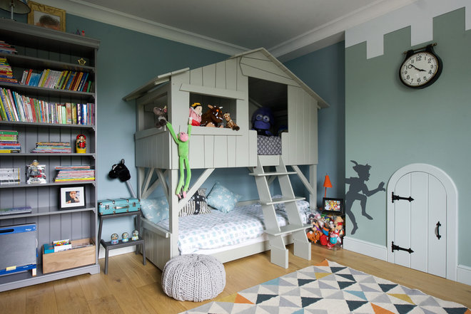 Traditional Kids by KIMA Architecture & Interiors