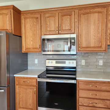 Kitchen Remodel With New Countertops and Backsplash
