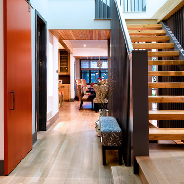 ENTRY HALLWAY
