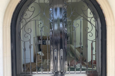 Entryway - entryway idea in Orange County