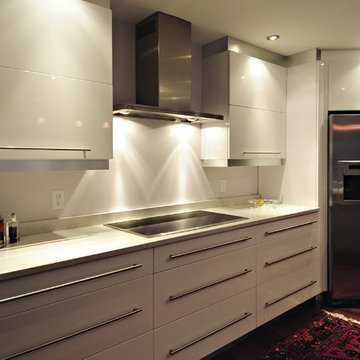 "Corsica" High Gloss White