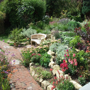 Seaside Arts & Crafts garden