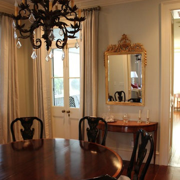 Elegant Nineteenth Century Charleston Single