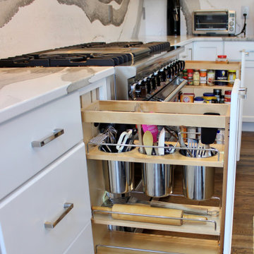 Kitchen Remodel With Amish-Built Cabinets, Skara Brae Cambria Quartz, and Viking