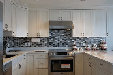 Inspiration for a timeless kitchen remodel in Vancouver