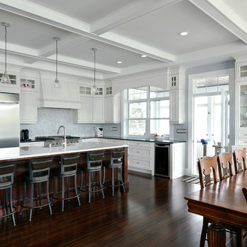 Lakefront Living