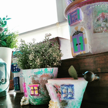 terracotta pots and outdoor plaster ornated planters