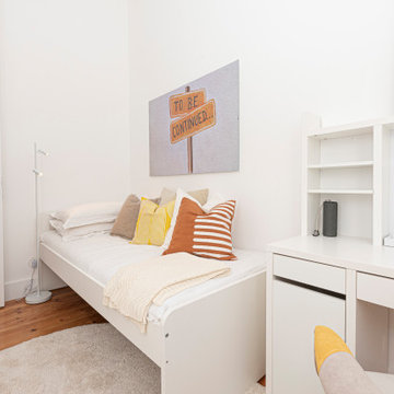 Single Bedroom with Desk, Storage and White Daybed