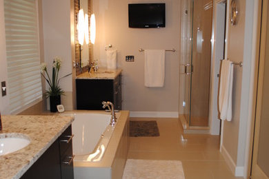 Example of a classic bathroom design in St Louis