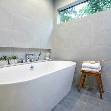 Gray Chic Master Bathroom