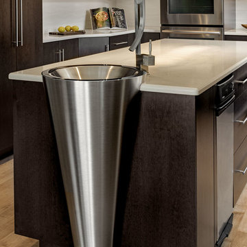 Contemporary Kitchen & Bath