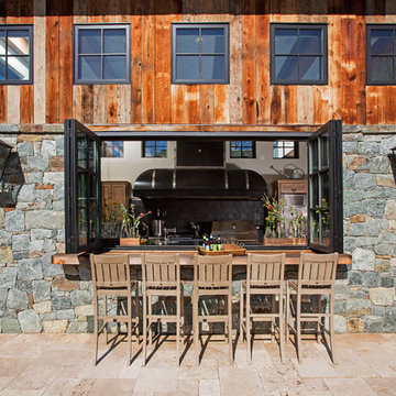 Kitchen & Outdoor Bar