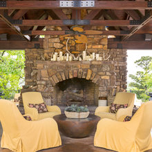 Middle Hideaway Fireplace