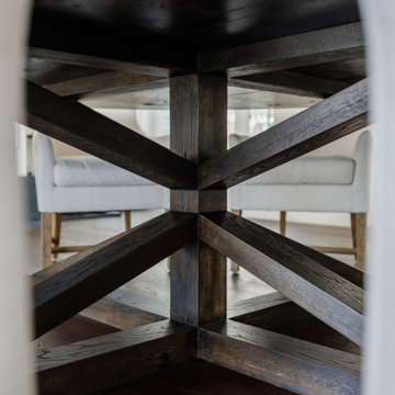 DANO'S ROUND PEDESTAL DINING TABLE