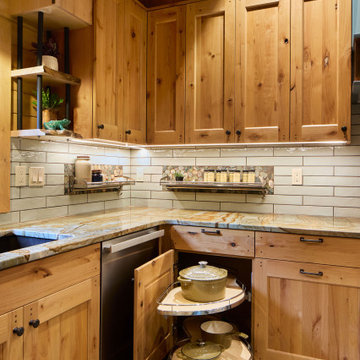 Rustic Elegance: A Cozy Cabin Kitchen Reimagined