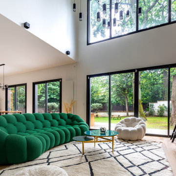 Second oeuvre et aménagement d'une maison bois contemporaine