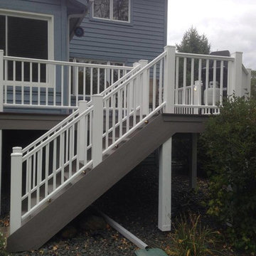 Large Azek Deck with Border