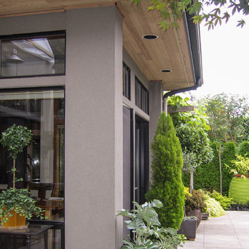 Spring Hill Residence