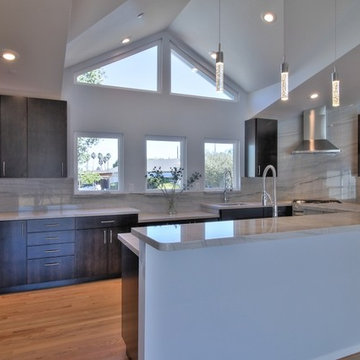 Campbell Contemporary Kitchen